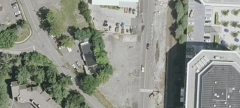 69 Glover Ave
