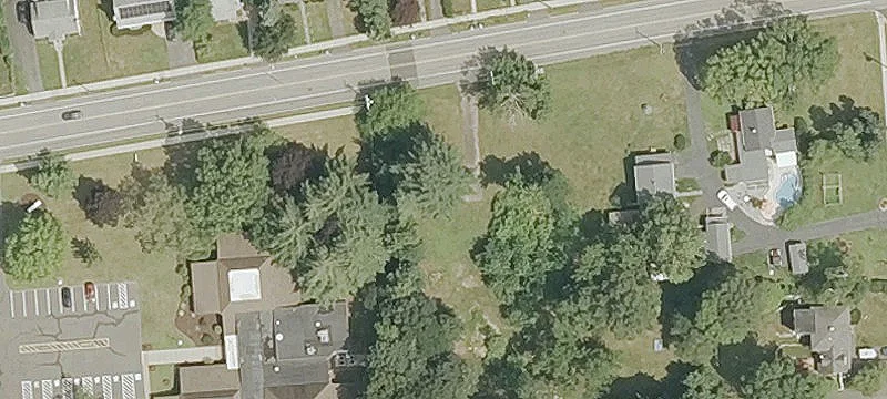 412 Middle E Tpke