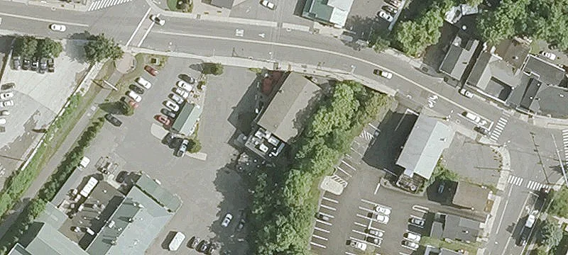 42 Main St