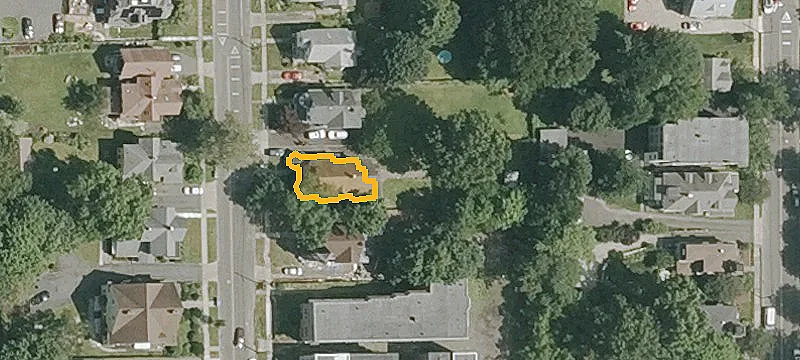 38 Girard Ave