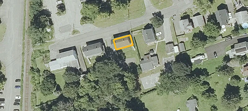 29 Anderson Ave