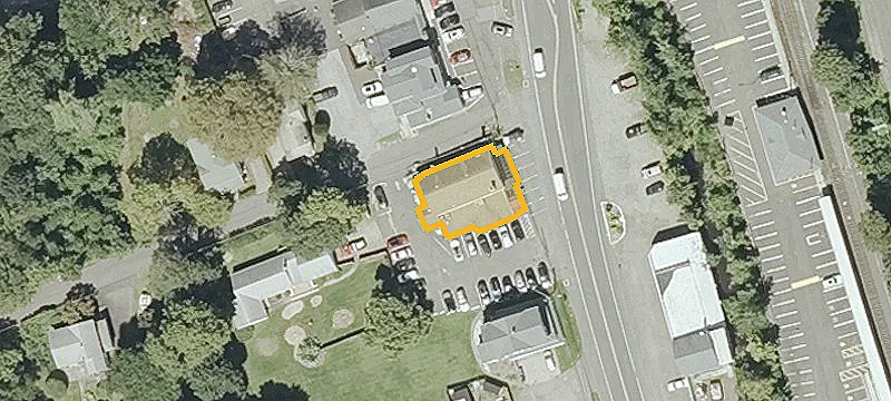 37 Ethan Allen Hwy
