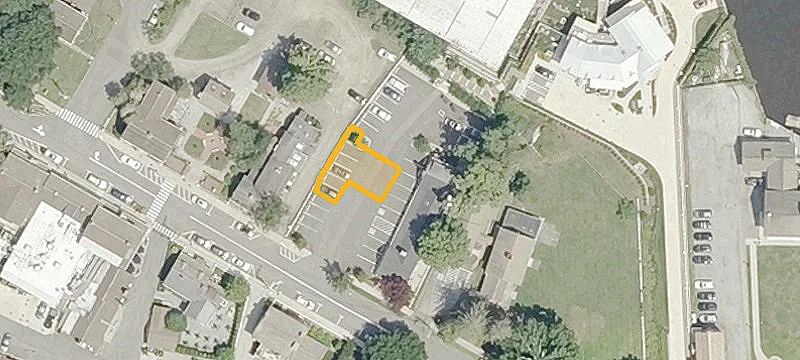 53 Main St