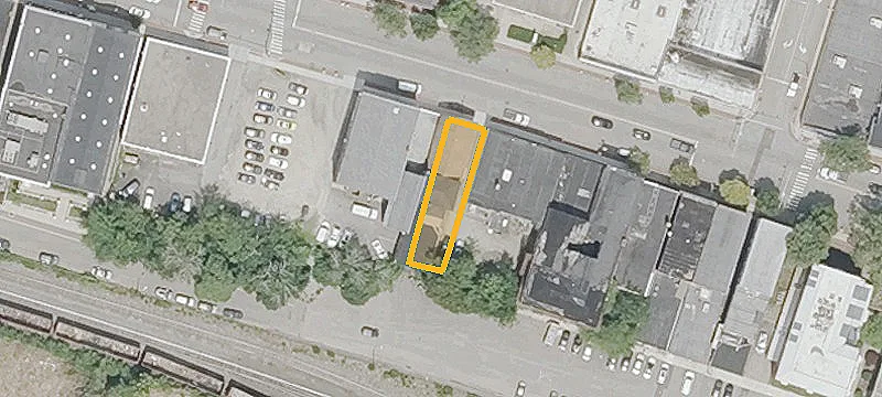 784 Main St