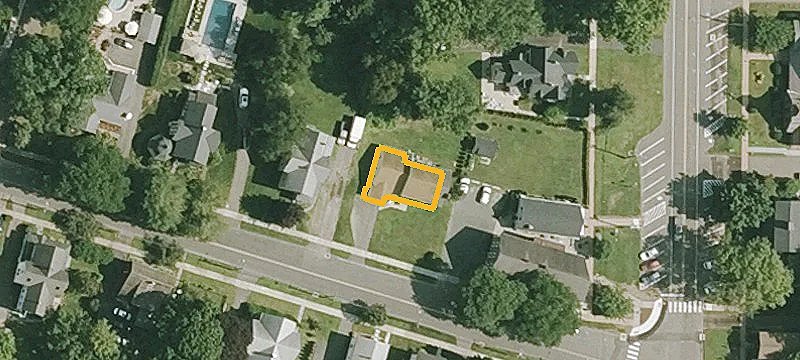 16 Hartford Ave