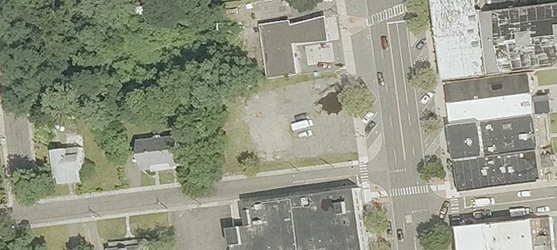 800 Main St