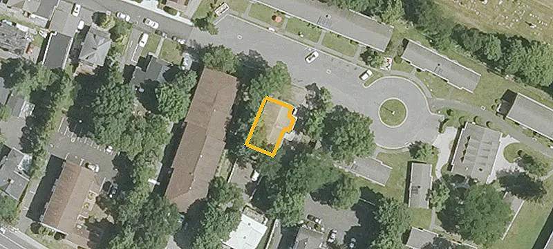 12 Fremont Pl