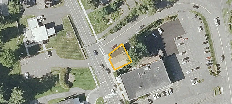 449 Main St