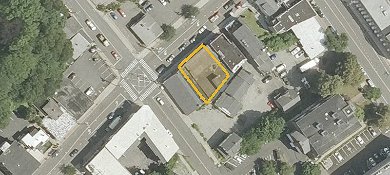 62 Ctr St