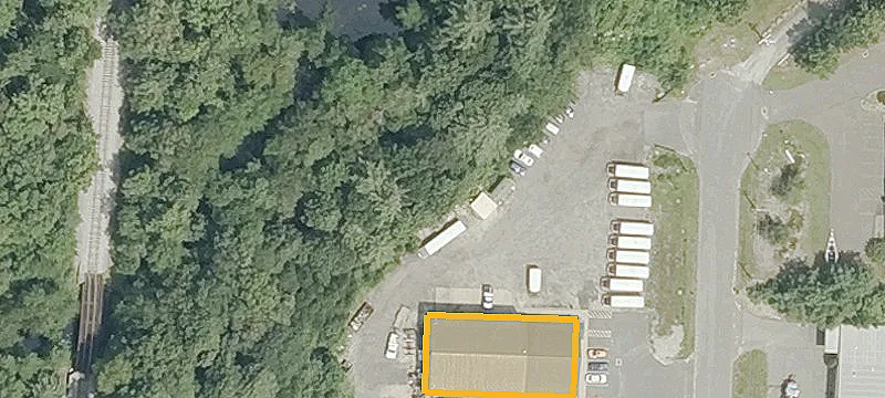 16 Middle Riv Dr