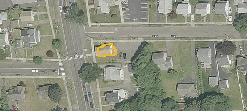 3200 Main St