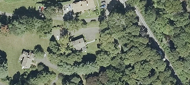 555 Danbury Rd