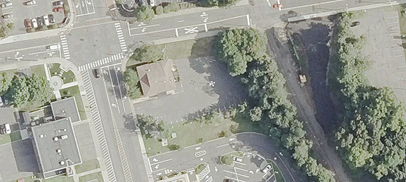 182 Main St
