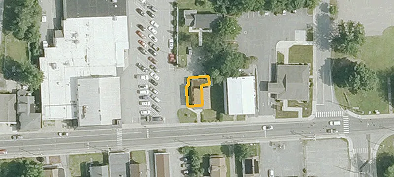 22 Railroad Ave