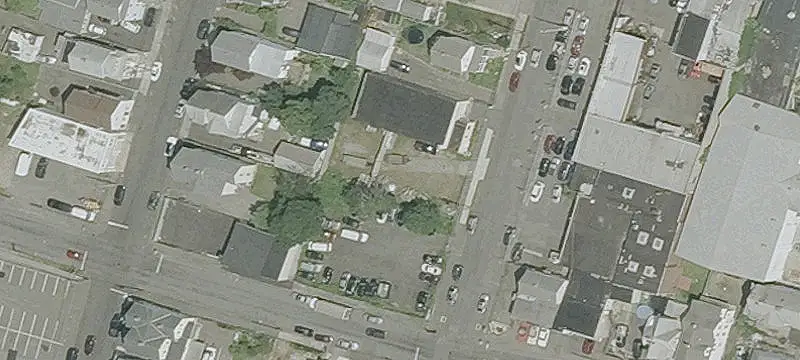 107 Calhoun Ave