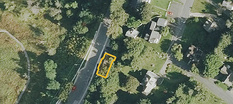 20 John J Curtiss Rd