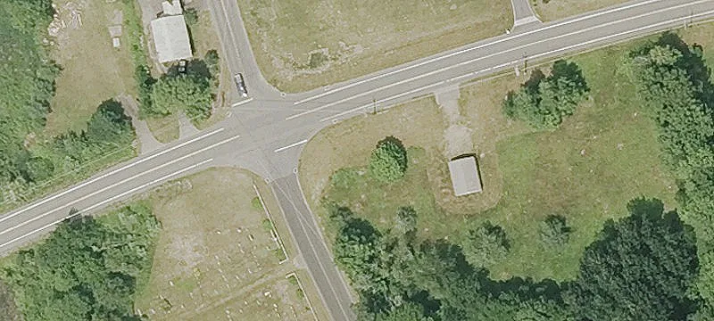 95 Lakeside Rd