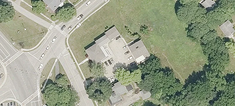 11 Hayward Ave Ste, Unit 2
