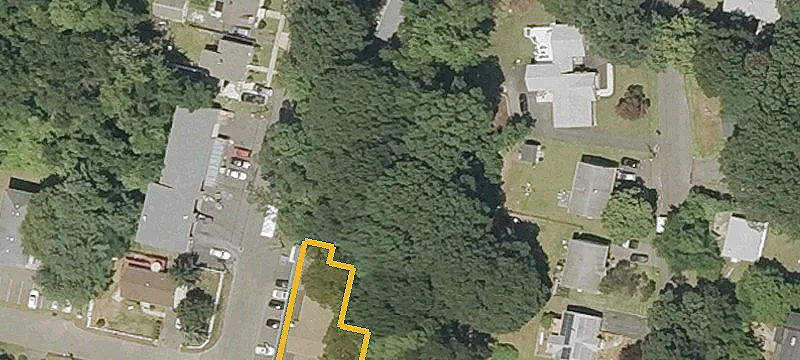 105 Foxon Blvd