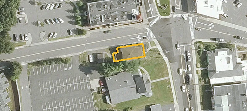 100 Main St