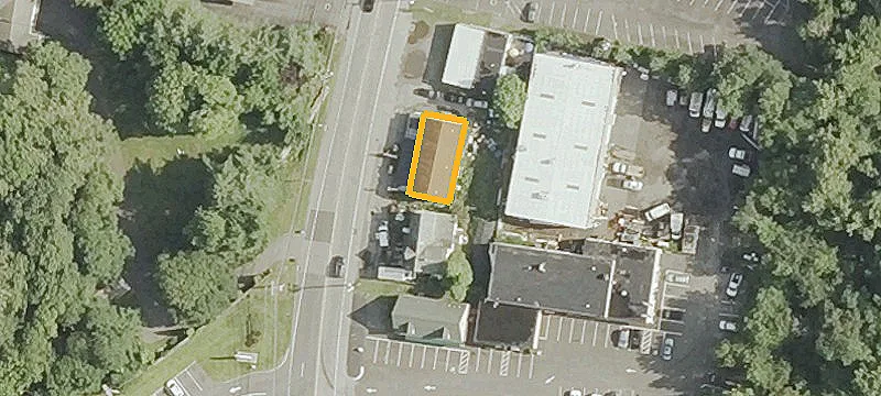 11 Waterbury Rd