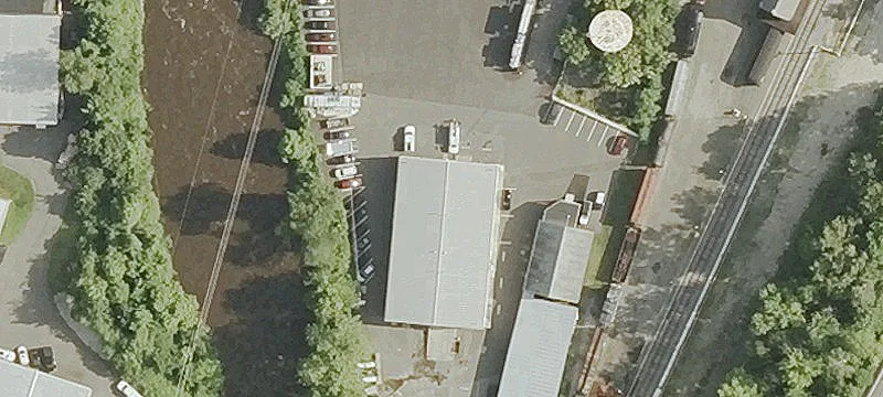 196 Main St