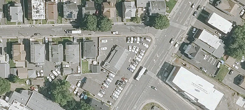 125-127 New Park Ave
