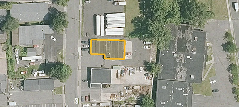 16 Custer St
