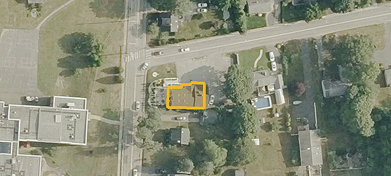 11 Pattagansett Rd