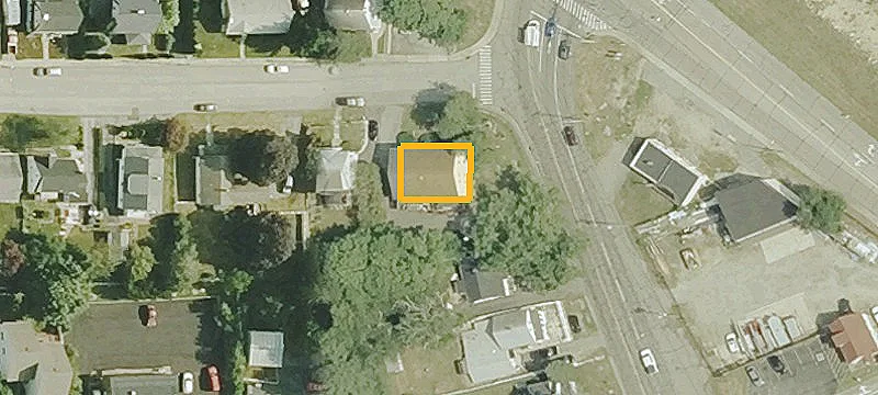 107 Spicer Ave
