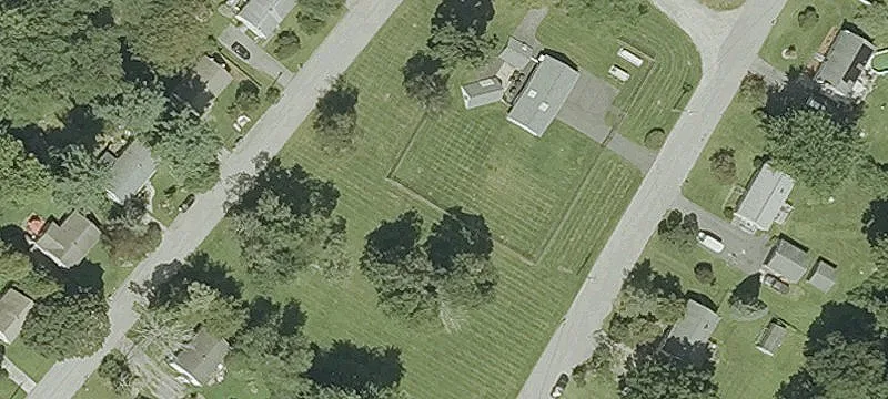 49 Francis Dr