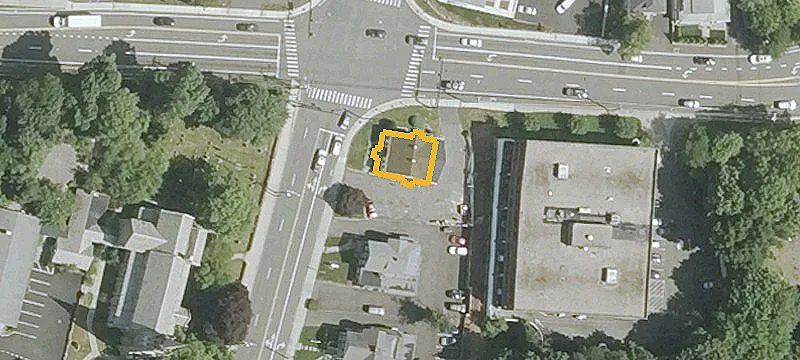 51 Ee Ave