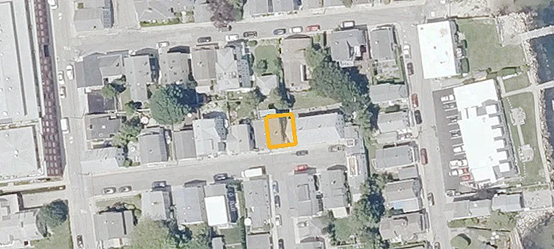 12 Trumbull St