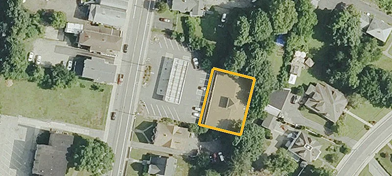 69 Main St
