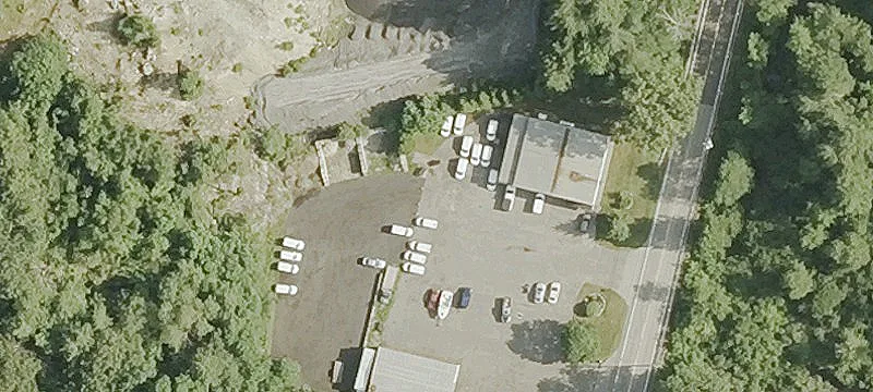 3669 Winsted Rd