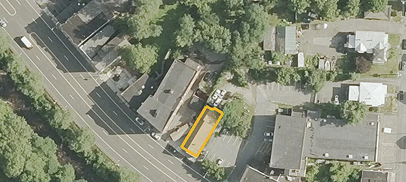 496 Main St