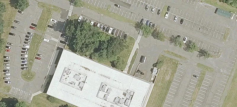 5 Farm Spgs Rd