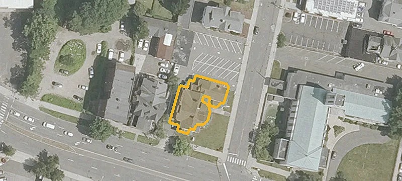 270 Main St