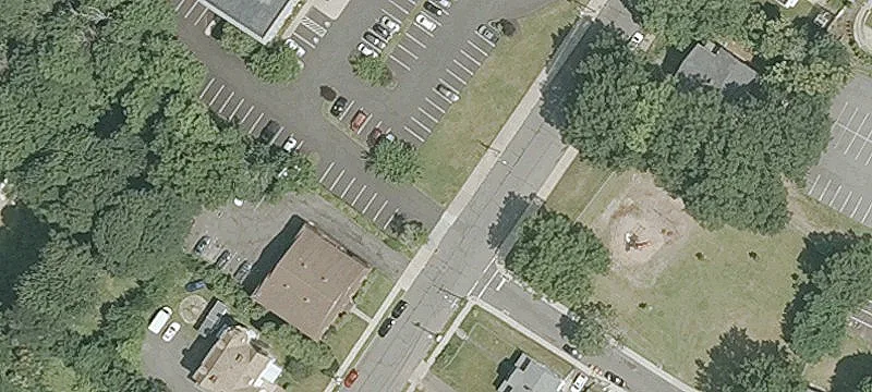 35 Pleasant St Ste 3b