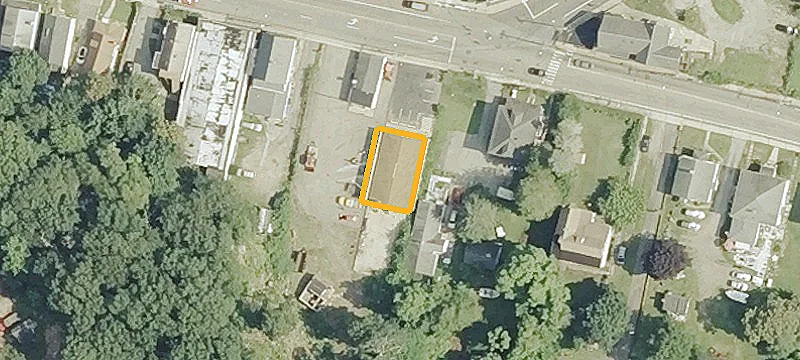 499 Main St