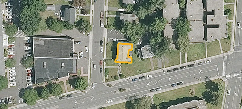 820 Farmington Ave