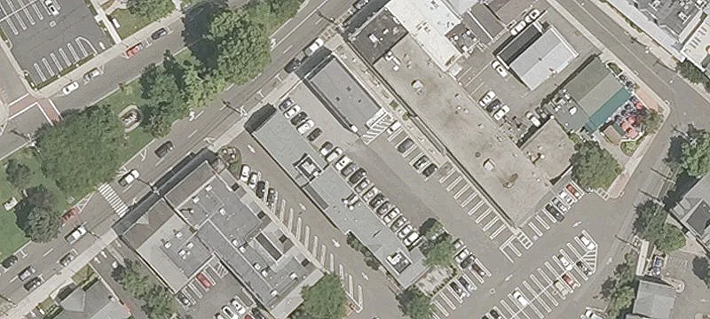 30-32 Broad St