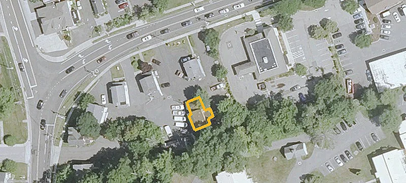 12 Danbury Rd