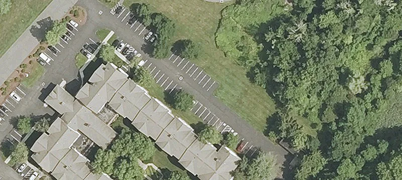 2 Farm Gln Blvd