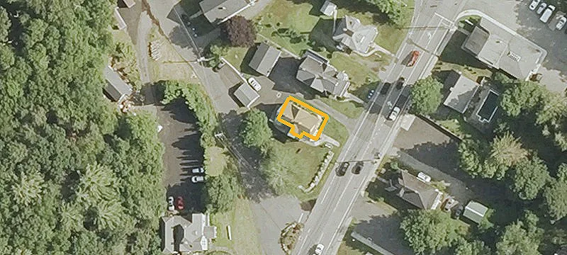 228 Main St