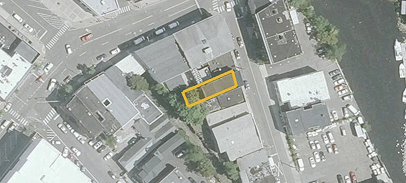 10 Commerce St
