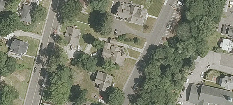 42 Ter Ave