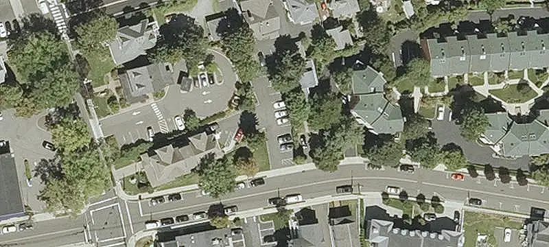 93 Lewis St