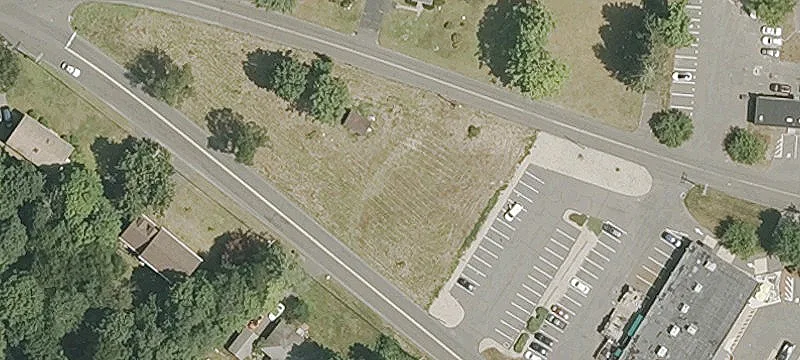 10 Hoskins Rd