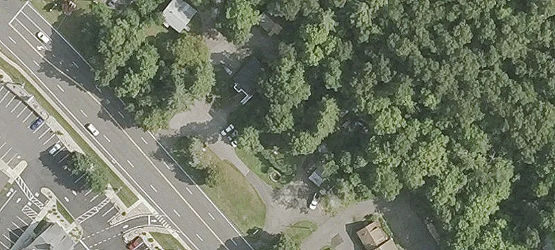 253 Albany Tpke